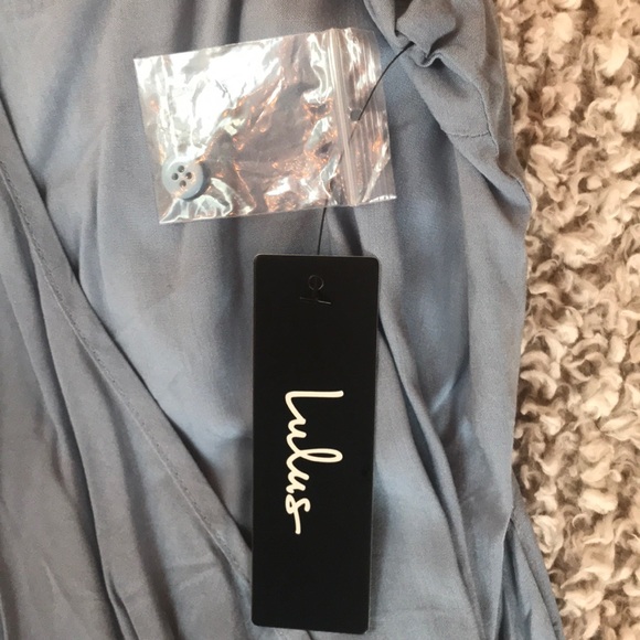 NWT Lulus Wrap Front Tank - Picture 2 of 3